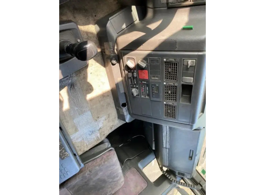 Iveco Eurotech 440.40 MANUAL ZF GEARBOX